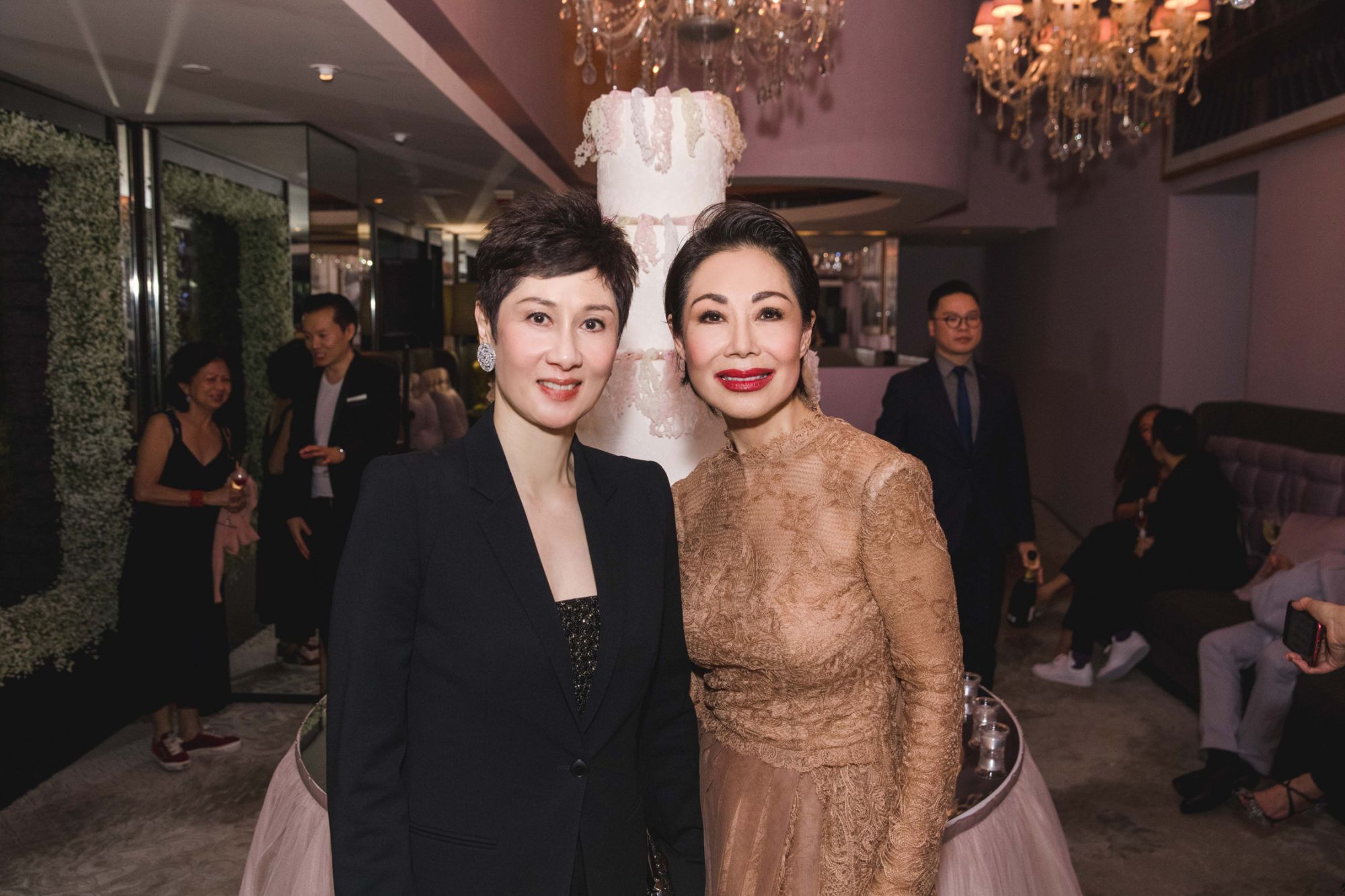 Michelle Ong-Cheung, Bonnae Gokson