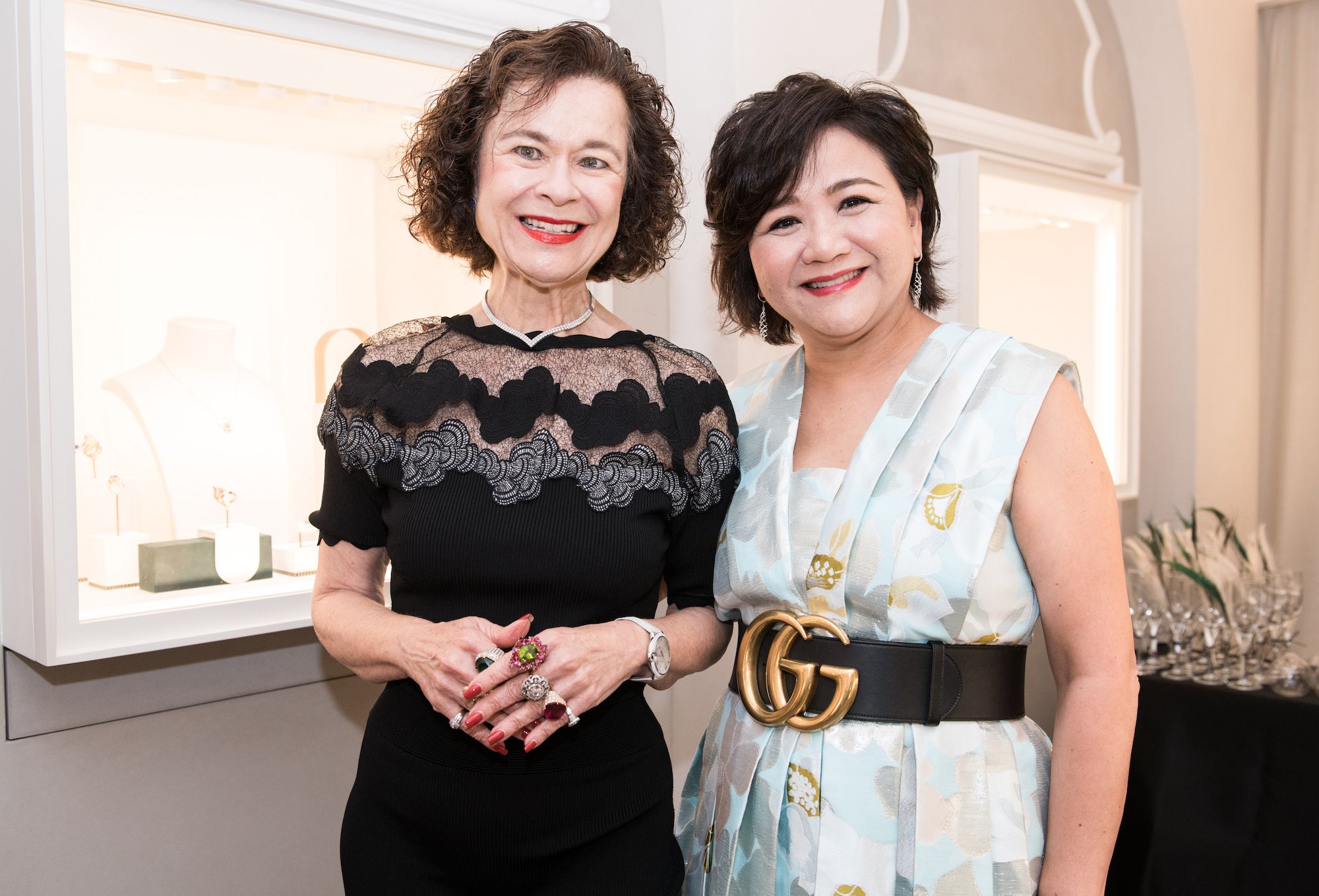 Carol Murray, Sue-Lynn Woo-Hwa