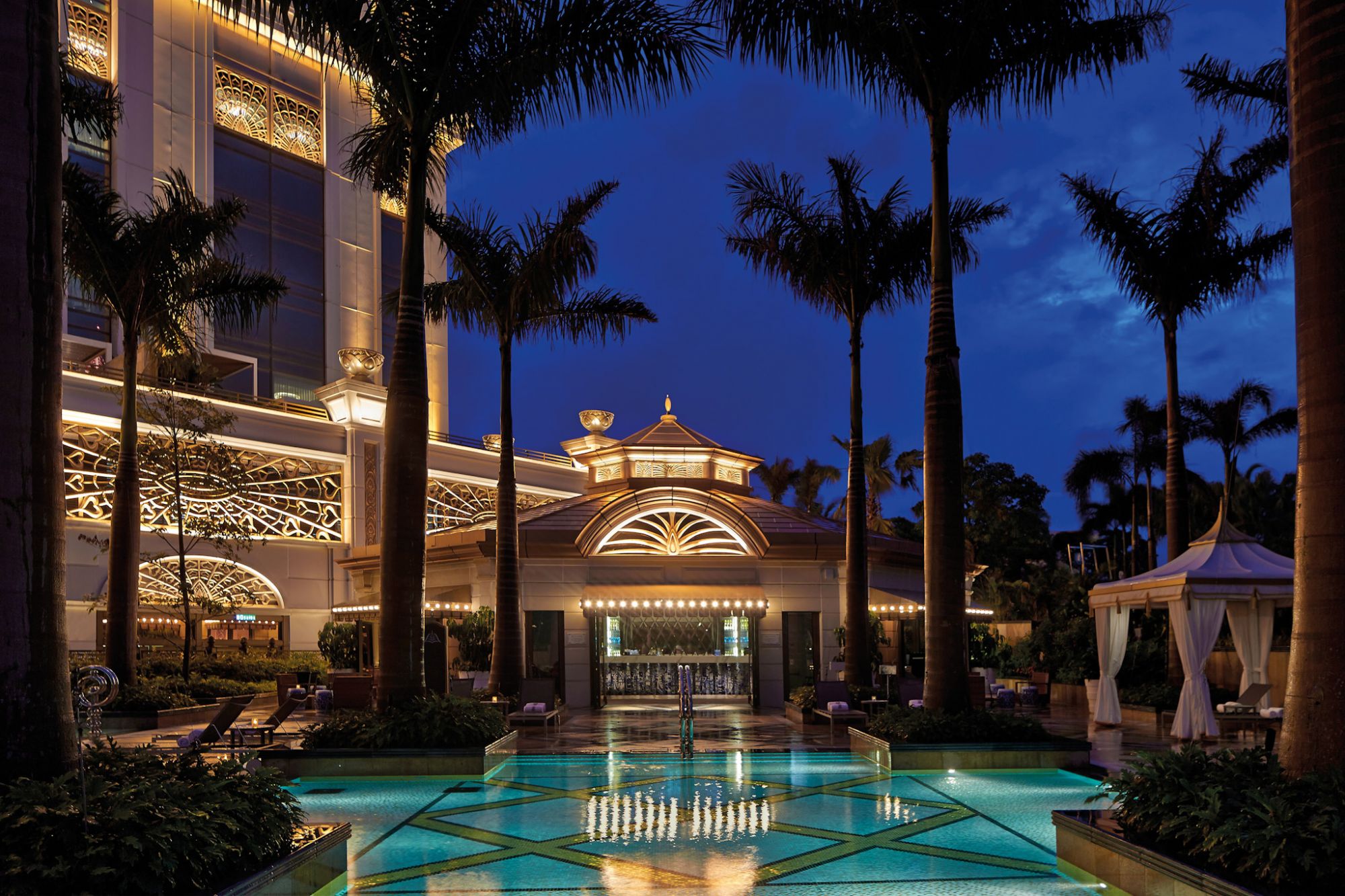 The Ritz-Carlton Pool Bar | Tatler Asia