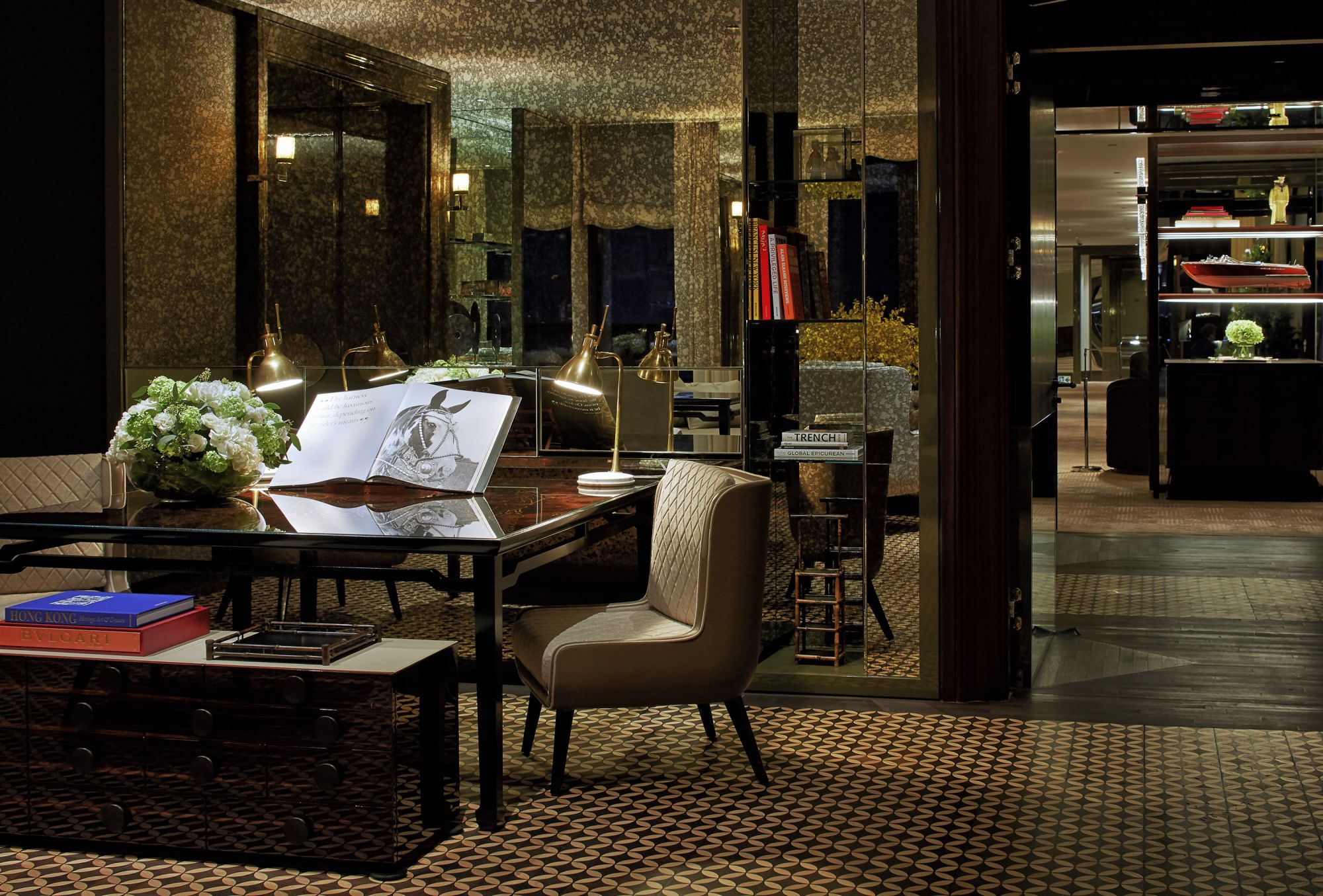 Guests enjoy exclusive privileges at The Manor Club (Photo: Courtesy of Rosewood Hong Kong)