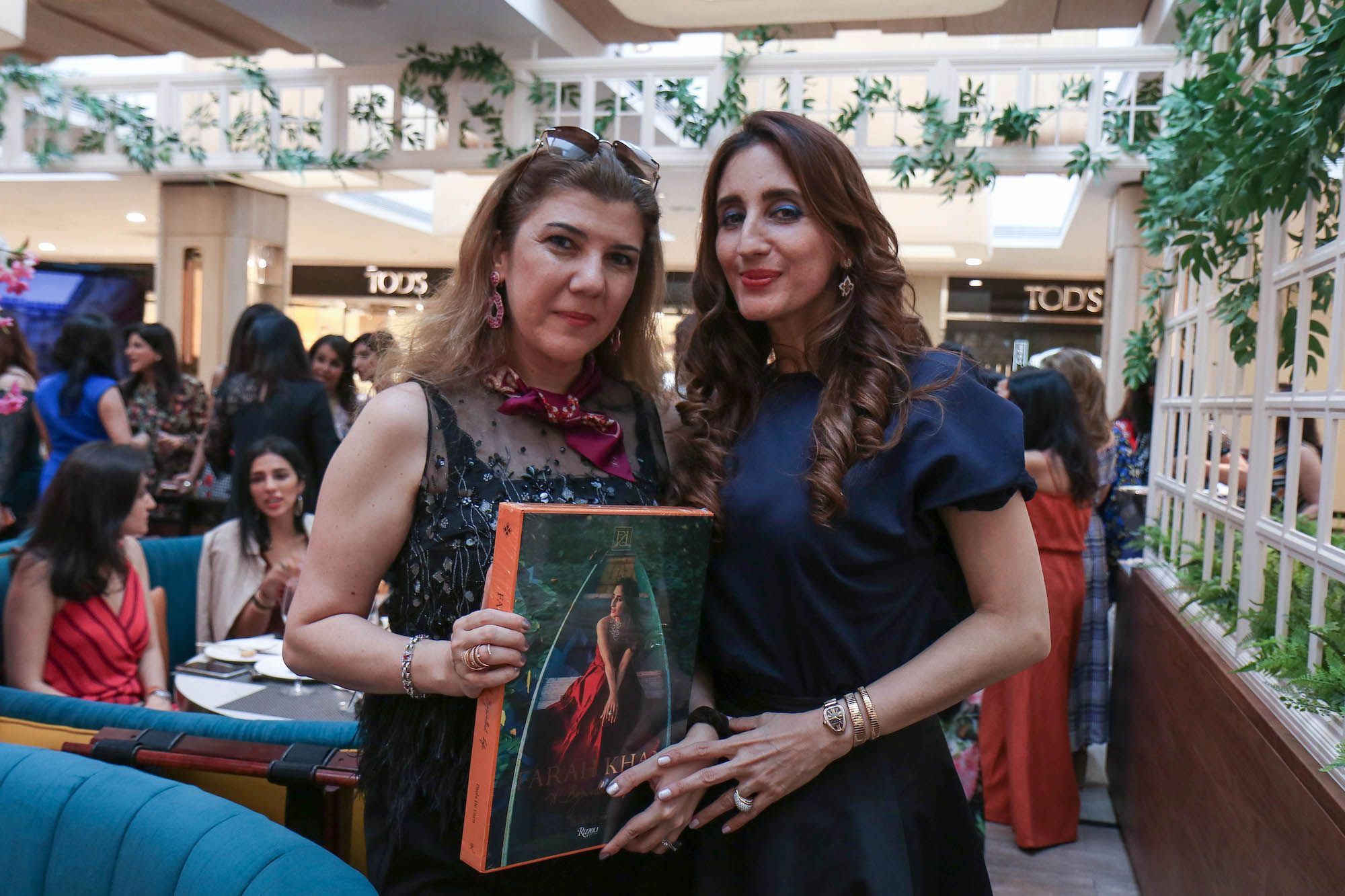 Janana Suleymanli-Pasha, Farah Khan