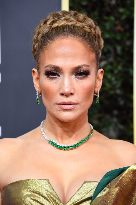 Nominee for Best Actress in a Supporting Role, Jennifer Lopez always looks red carpet-ready. She wore more than 145 carats of Harry Winston Colombian emeralds and diamonds, as well as a vintage 1959 bracelet by the jeweller