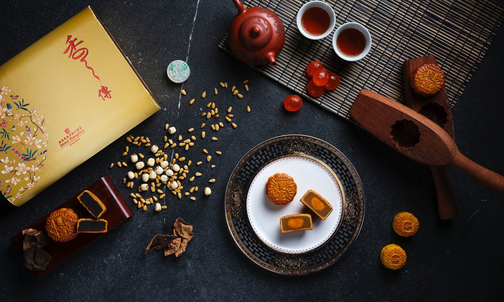 100 Top Tables Edit: Royal Delights presents new mooncake sets in Hong Kong  – celebrate Mid-Autumn Festival with Royal Plaza Hotel by tucking into  these premium bite-sized delights