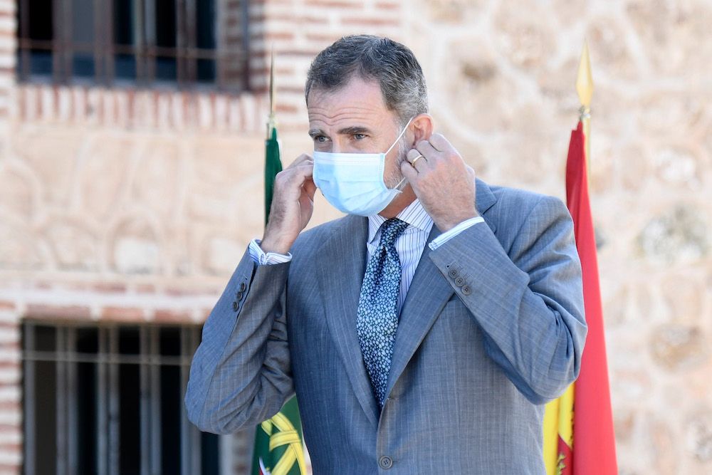 King Felipe of Spain attends a ceremony to strengthen the relationships between Spain and Portugal at the Archaeological Museum of La Alcazaba (Photo: Getty Images)