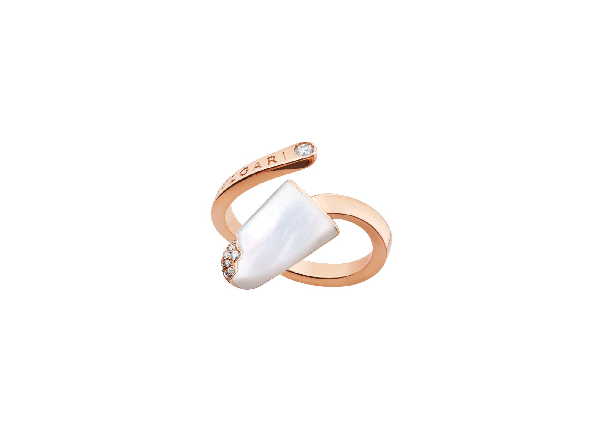 Bulgari Bulgari ring in rose gold set with mother-of-pearl and diamonds by Bulgari