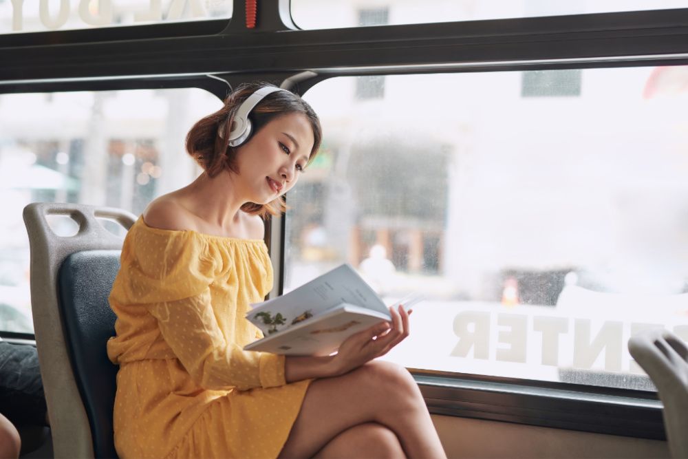 How to build good habits, like reading, into your life (photo: Getty Images)