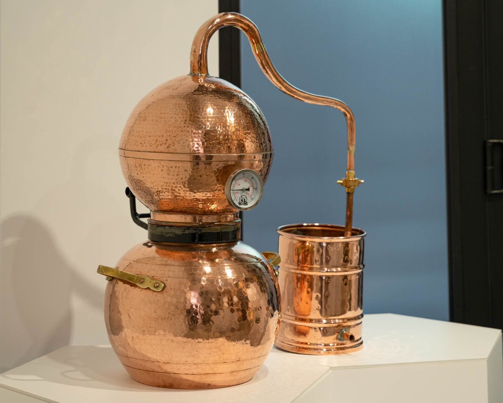 Ping Kee Copperware in collaboration with Dimple Yuen and Ivan Chang, Alembic Copper Still, 2020. (Photo: Courtesy of Crafts on Peel)
