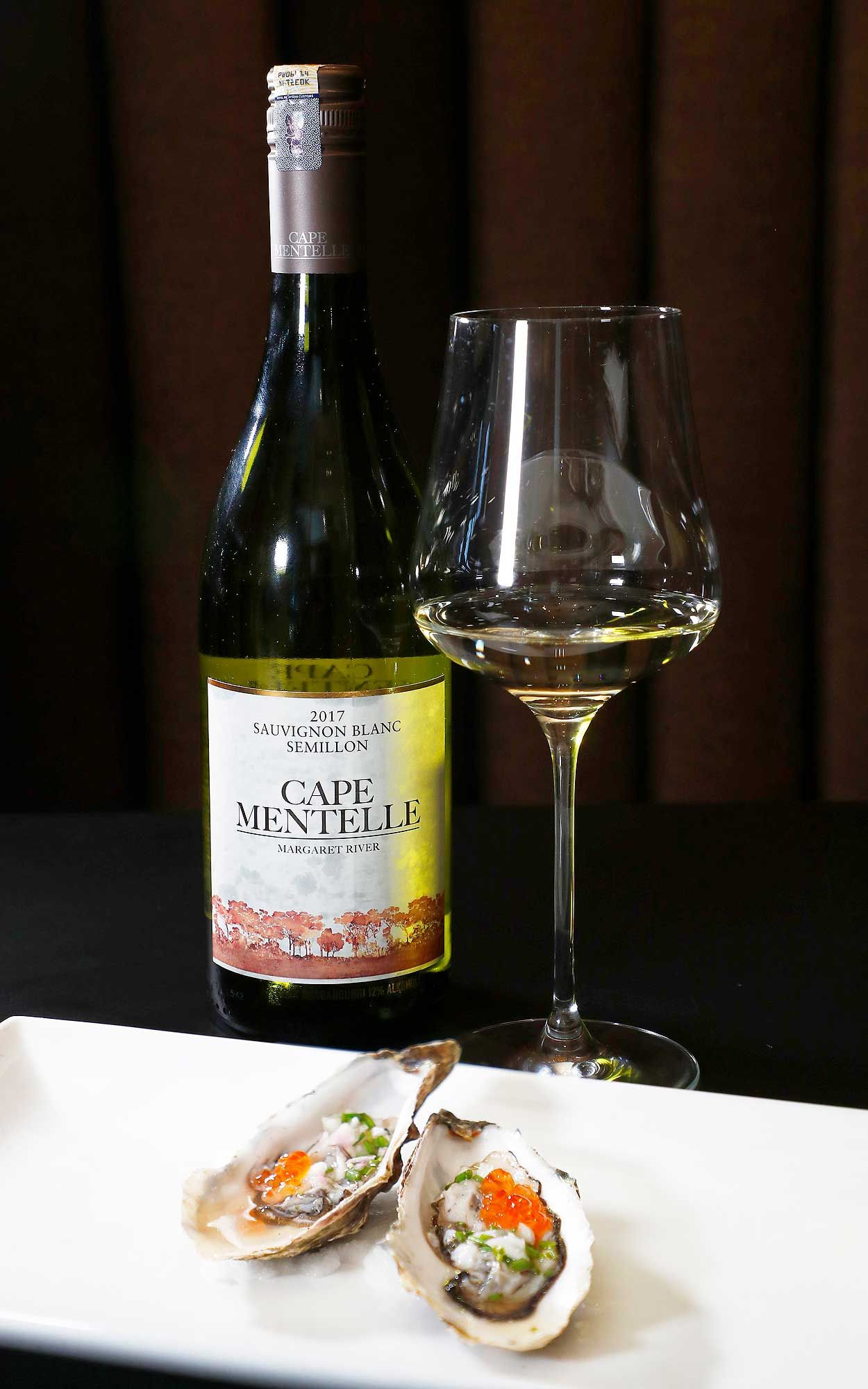The Cape Mentelle Sauvignon Blanc Semillon 2017 paired with freshly shucked Irish Nugget oysters, chives vinaigrette and ikura. Photo: Credit Bonnie Yap