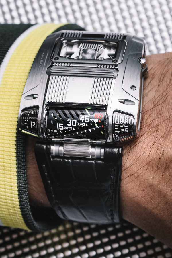 The winding roller is located just below the seconds indicator (Photo: Urwerk)