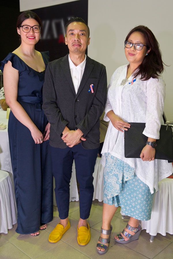 Samantha Tan, Ivan Lam and Ili Emilia Jonid