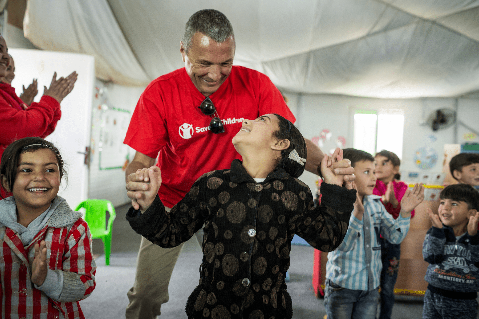 Jean-Christophe Babin interacting with students at one of the pre-schools in Za'atari (Photo: Bulgari)