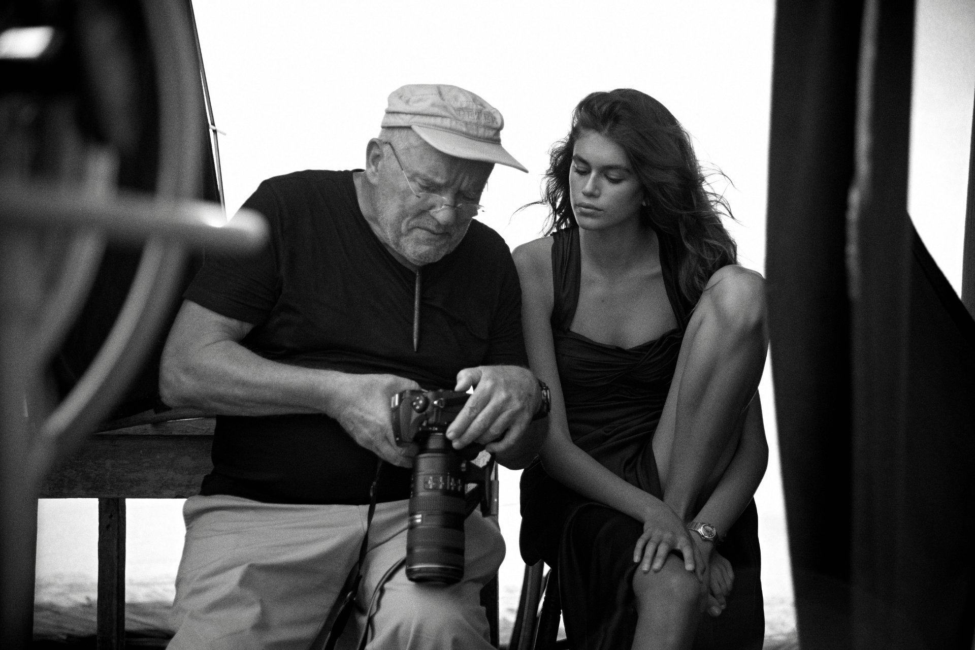 Peter Lindbergh and Gerber at a photoshoot. (Photo: Omega)