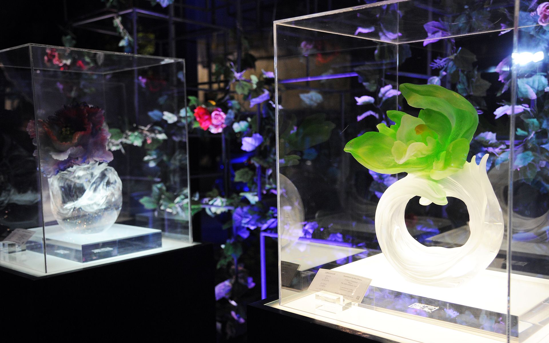 Liuligongfang artpiece exhibits
