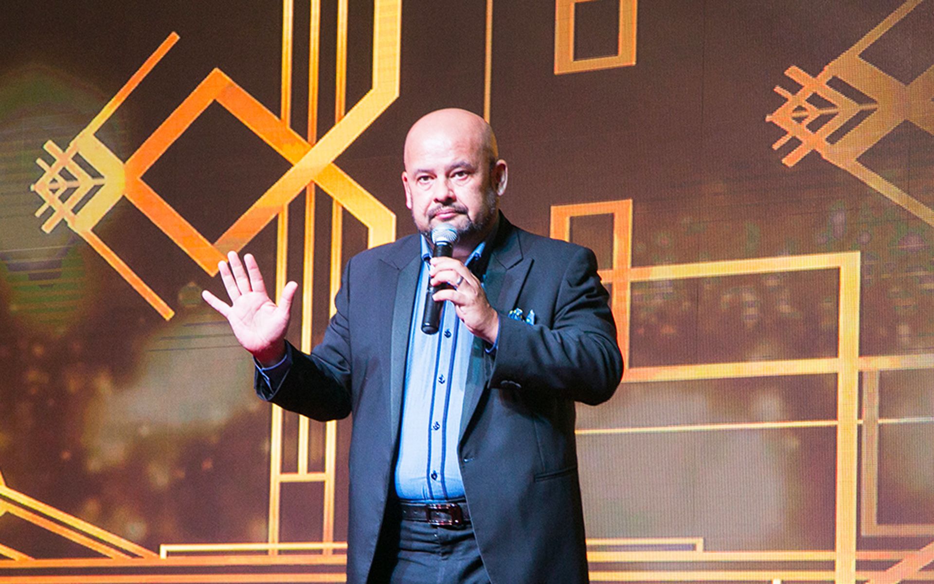 Harith Iskander