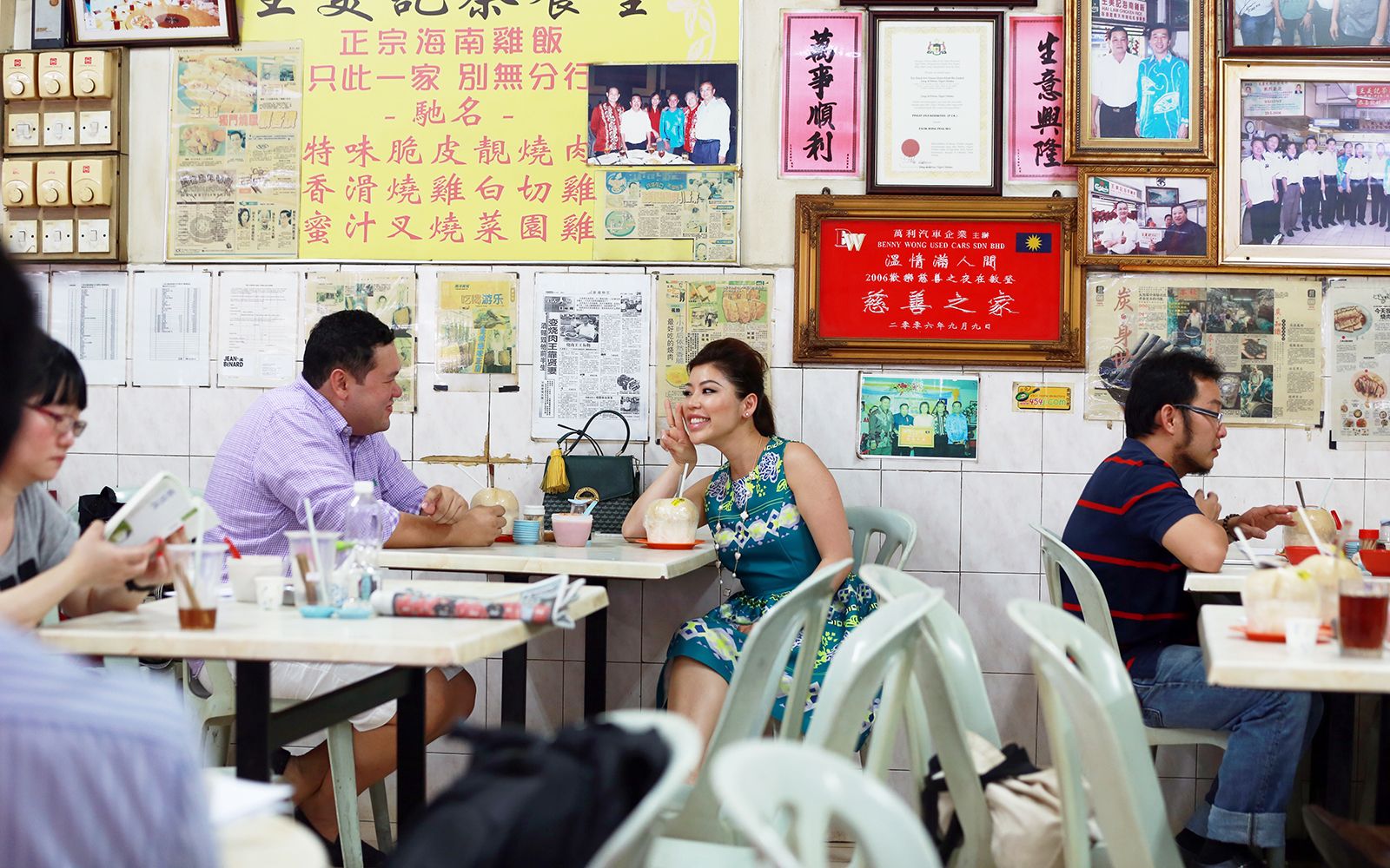 Behind the scenes shot for their September 2014 cover : The couple acting out their first date that took place at Wong Kee coffeeshop at Jalan Pudu