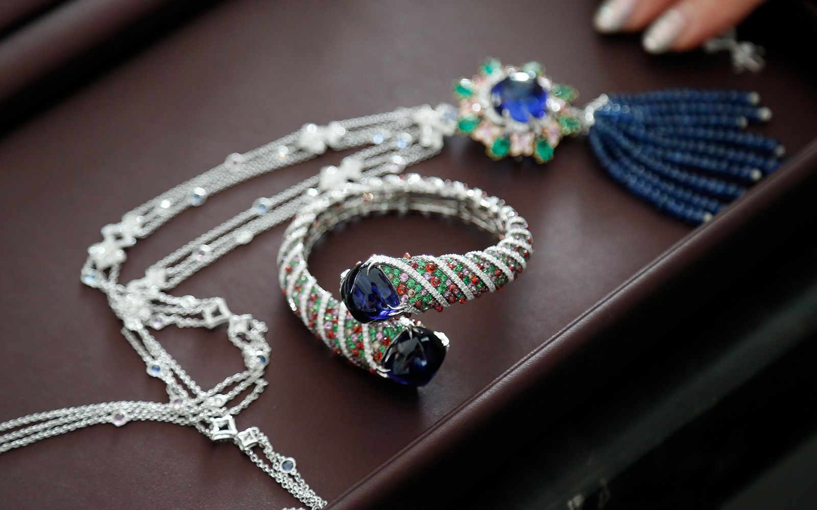 Exquisite tanzanite necklace and bangle from DeGem’s ARchT collection.