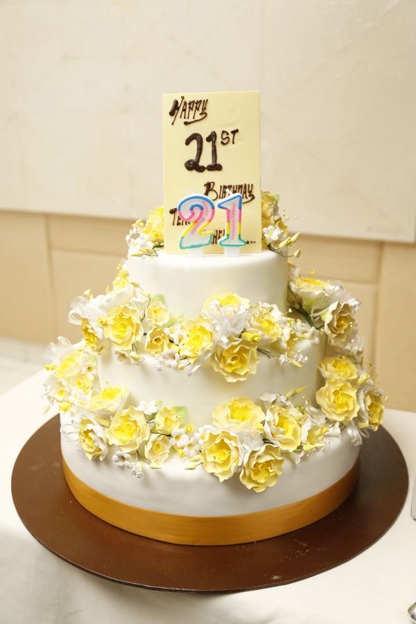 Tengku Shaheera Abdullah's 21st birthday cake