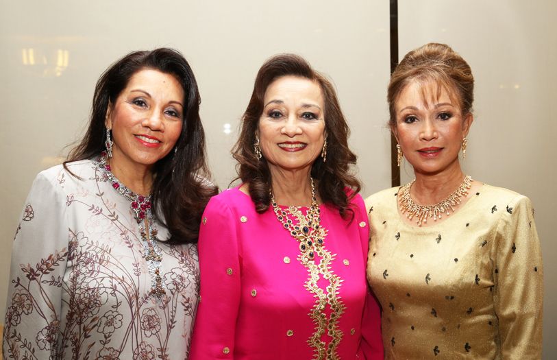 Tunku Puteri Tunku Puan Sri Jawahir, Tunku Dara Naquiah and Tunku Nurul Hayati
