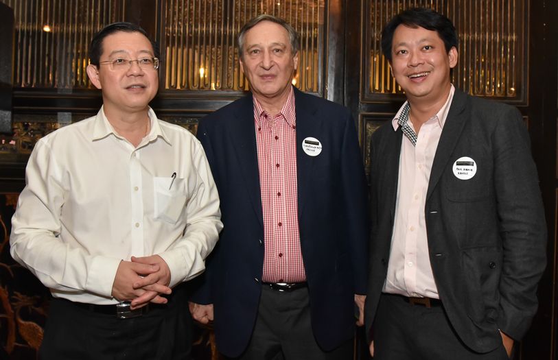 (L-R) Penang Chief Minister, Lim Guan Eng; Christopher Boyd and Paul Khong