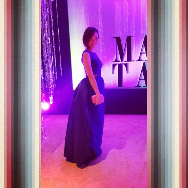 Gabrielle Tan-Helfman wore a royal blue Celest Thoi design. (Photo: @strung_out80)