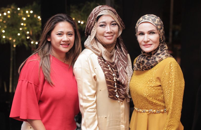 (L-R) Sufineh Mahmood, Datin Imtiaz Ana and Datin Karen Radzi