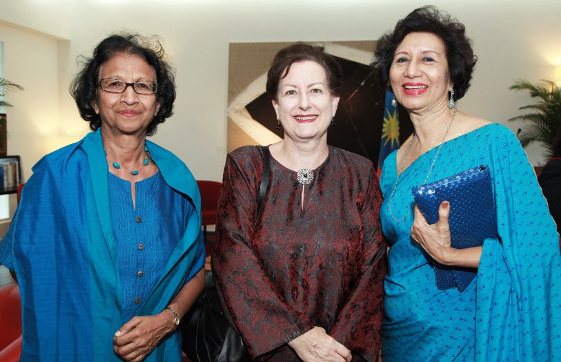 (L-R) Edda de Silva, Datin Noor Azlina Yunus and Mahes Rajasooria
