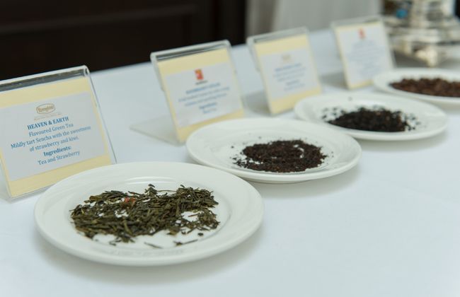 Tea leaves by ExclusiviTea