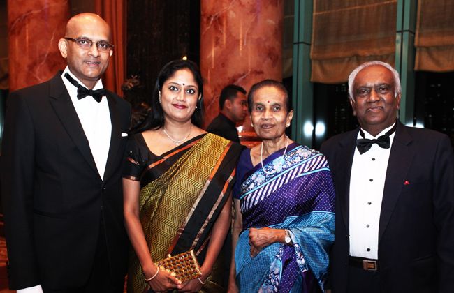 (L-R) Ravindran and Uma Devagunam, Samala and Tan Sri Ramon Navaratnam
