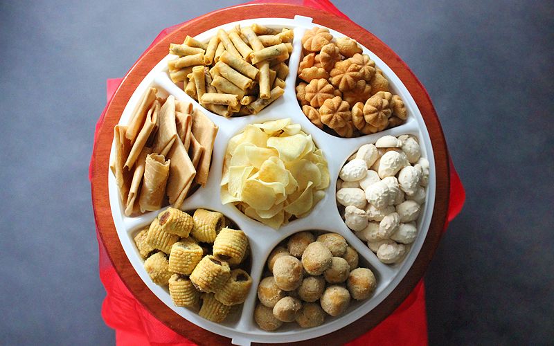 Chinese New Year Why We Eat Bakkwa Pineapple Tarts Arrowhead Chips 