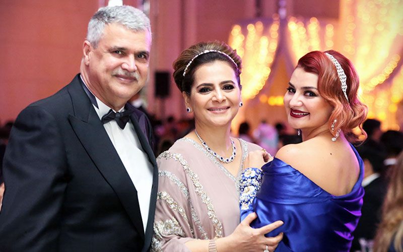Farouk Khan, Aliya Khan and Leila Khan