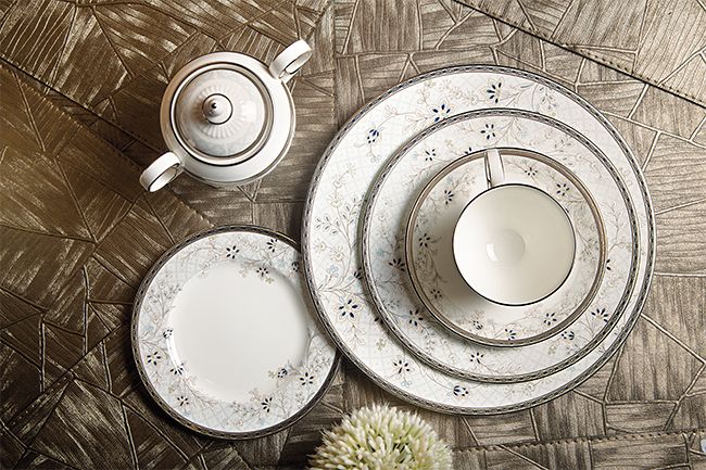 Islay Platinum Collection from Noritake