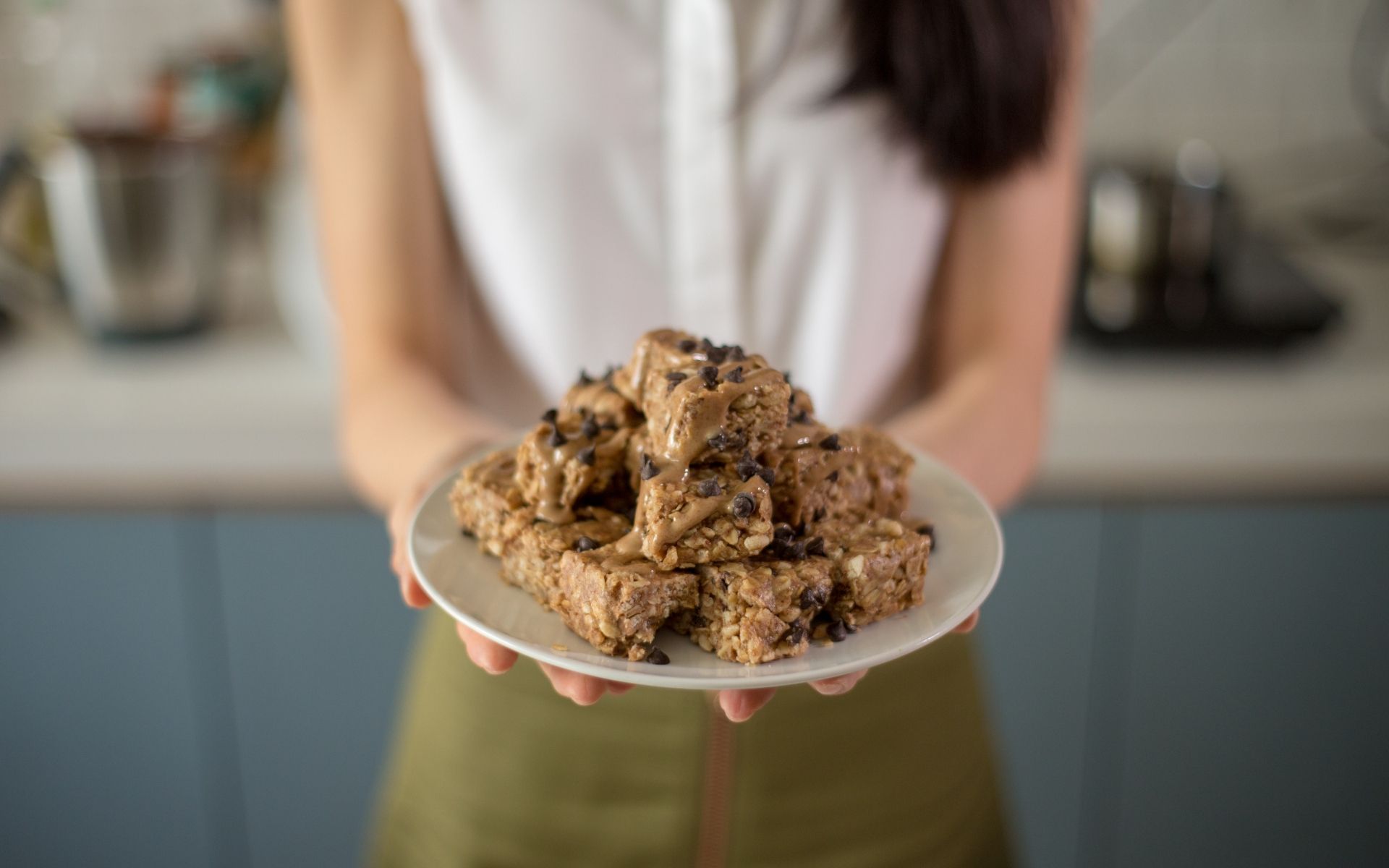 Amazin' Graze caramel pecan almond butter bites: Toothsome, savoury and luxurious with studs of chocolate chips