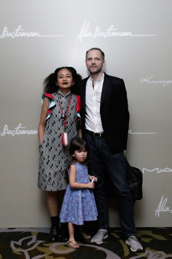 Melinda Looi, Dirk Luebbert and their daughter