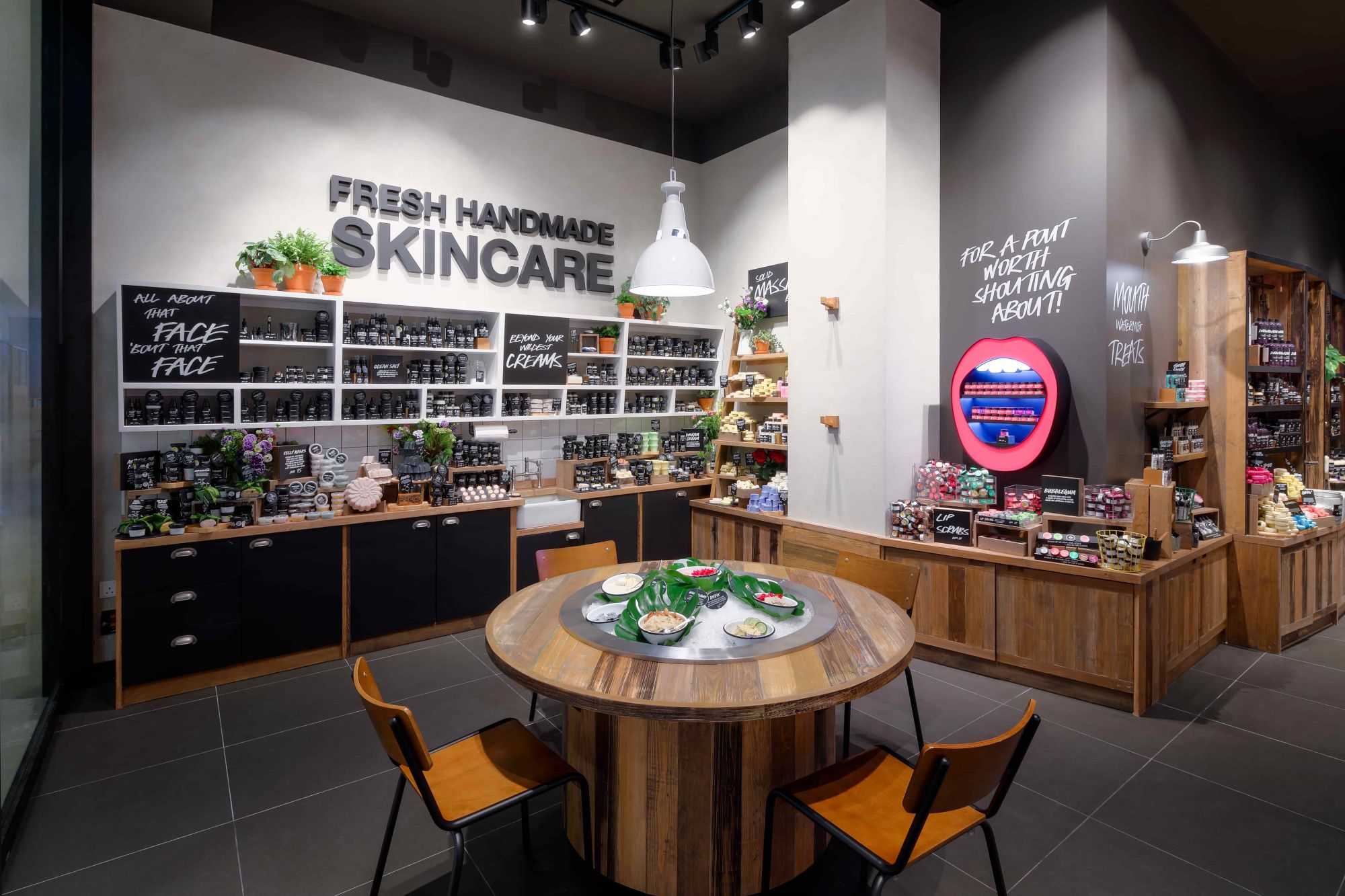 Lush, Pavilion KL
