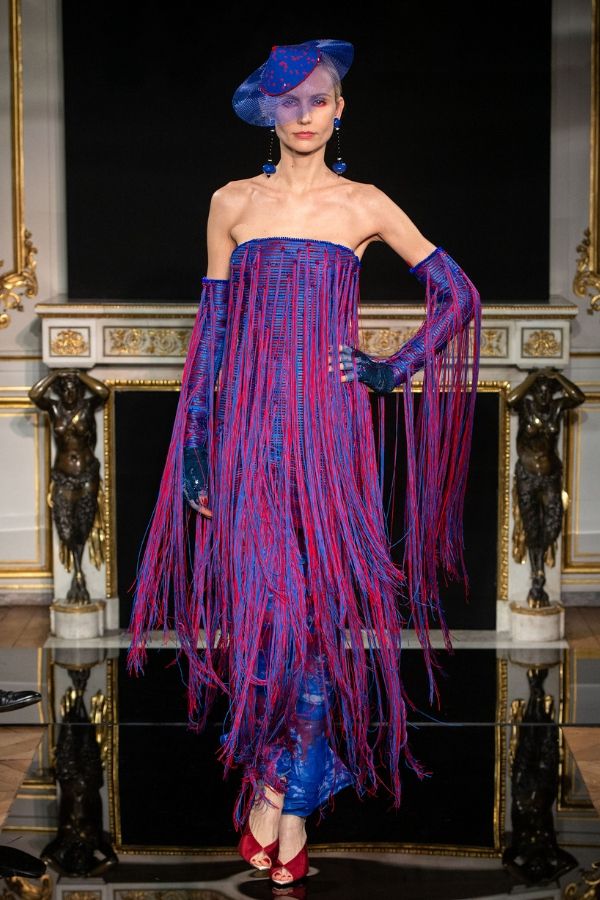 Fringes on gloves are a daring take on '20s fashion (Photo credit: Givenchy)