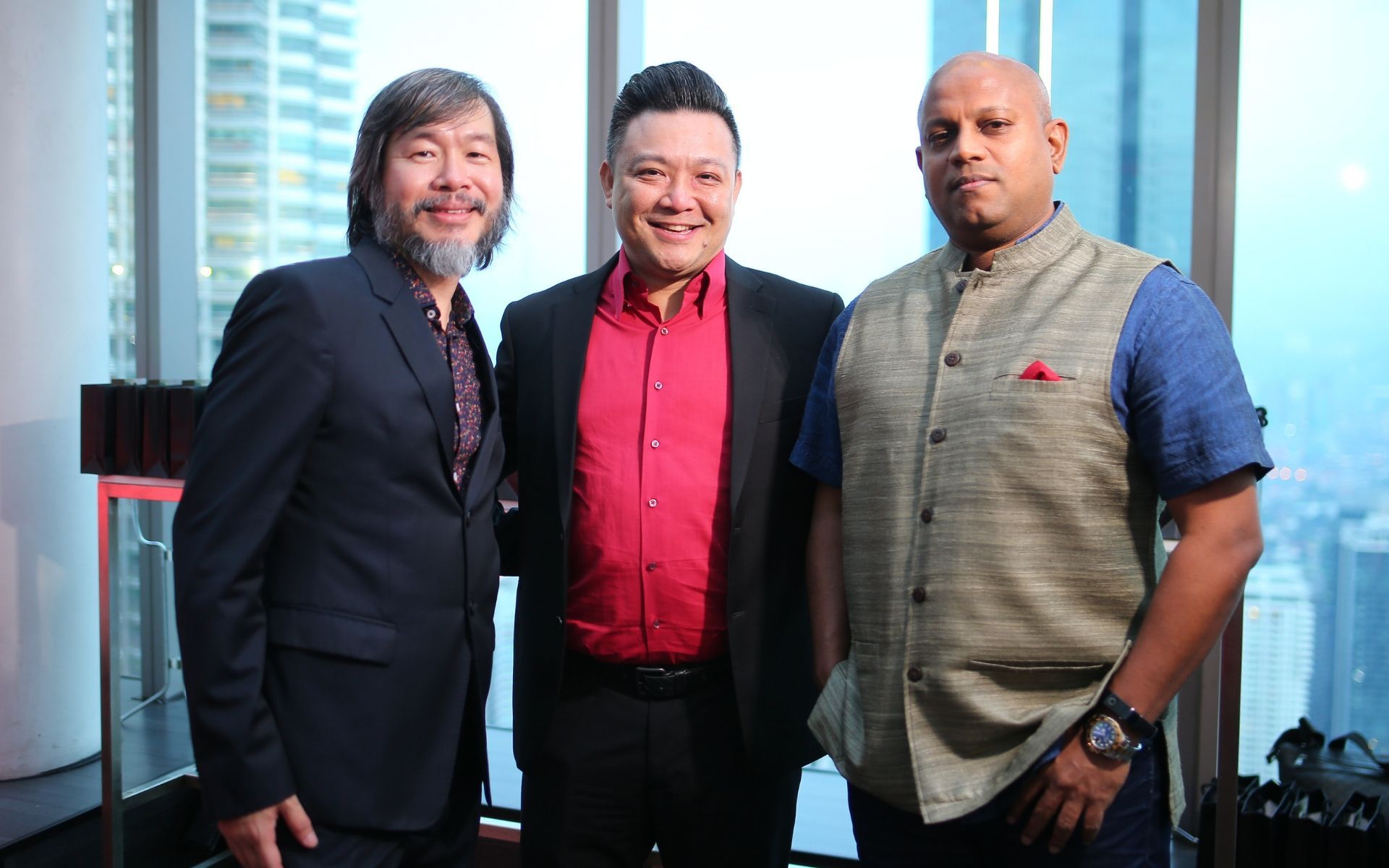 Dr Hew Yin Keat, James Won and Dr Jeyarajah Sivalingam