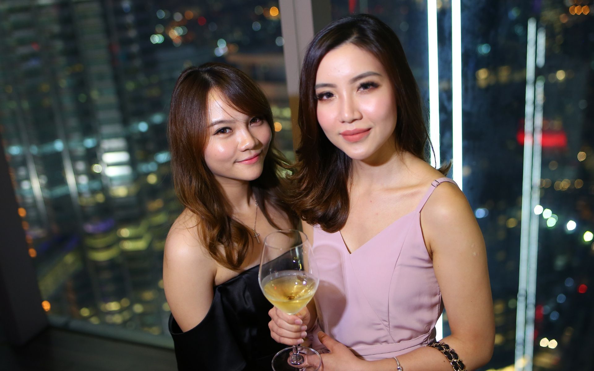 Karyn Hii and Dr Ong Yan Ying