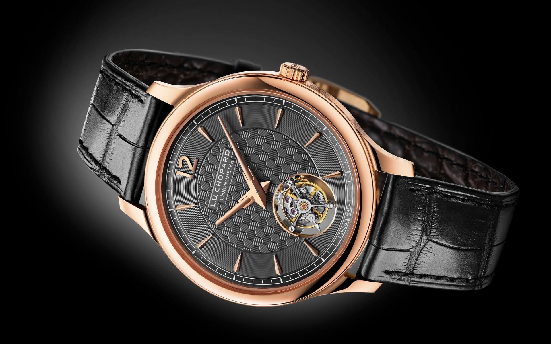 Limited to 50 pieces, L.U.C Flying T Twin is the first Chopard timepiece to feature an in-house caliber endowed with a flying caliber