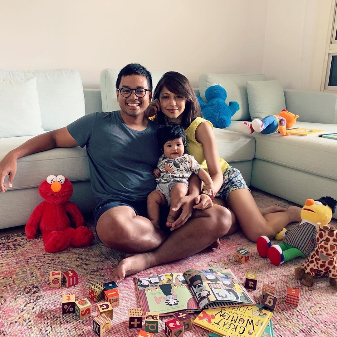 The simple joys are the best things in life, as new parents Aneesha Veriah and Fariz Zain prove in their first ever Deepavali with baby Harper. (Photo: @averiah/Instagram)