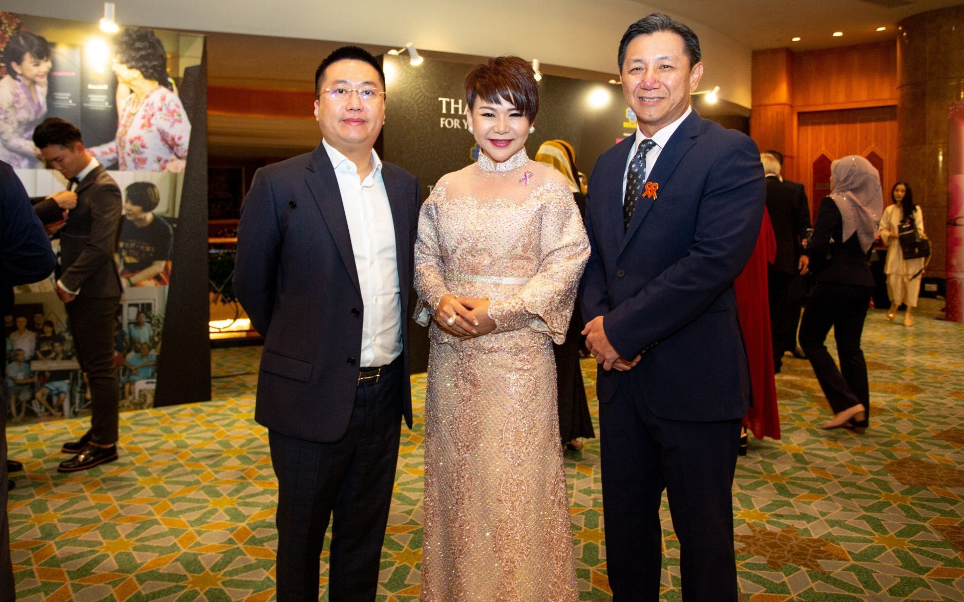 Liu Yang, Dato' Sri Jessy Lai and Prof Lee Chee Peng