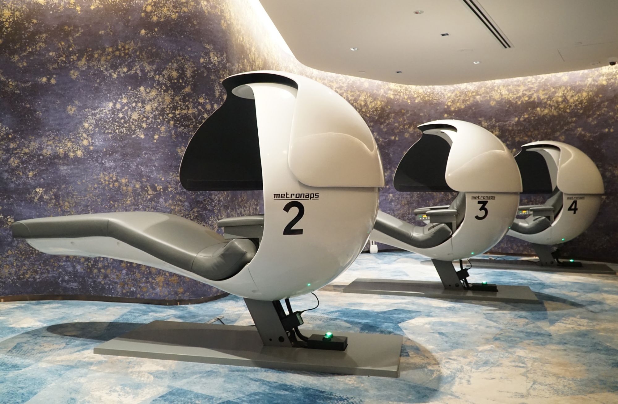 Relax & Unwind At These 6 Luxurious Airport Lounges Across Asia