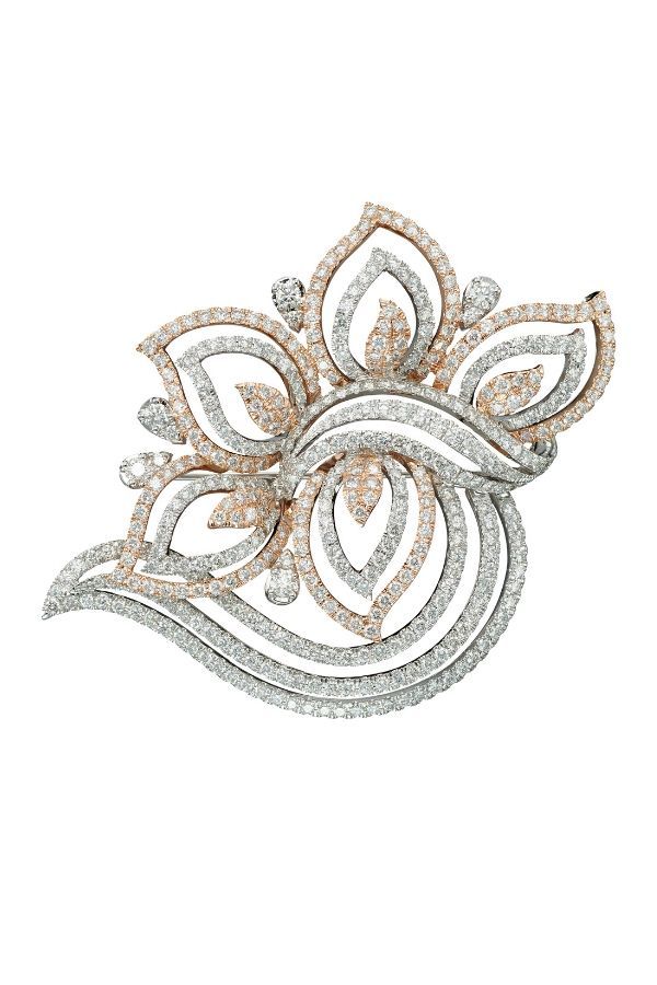 An intricate floral brooch. (Photo: Habib)