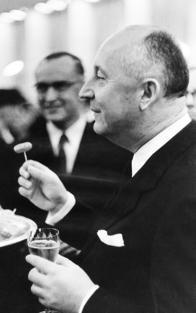 Christian Dior (Photo: Alamy)