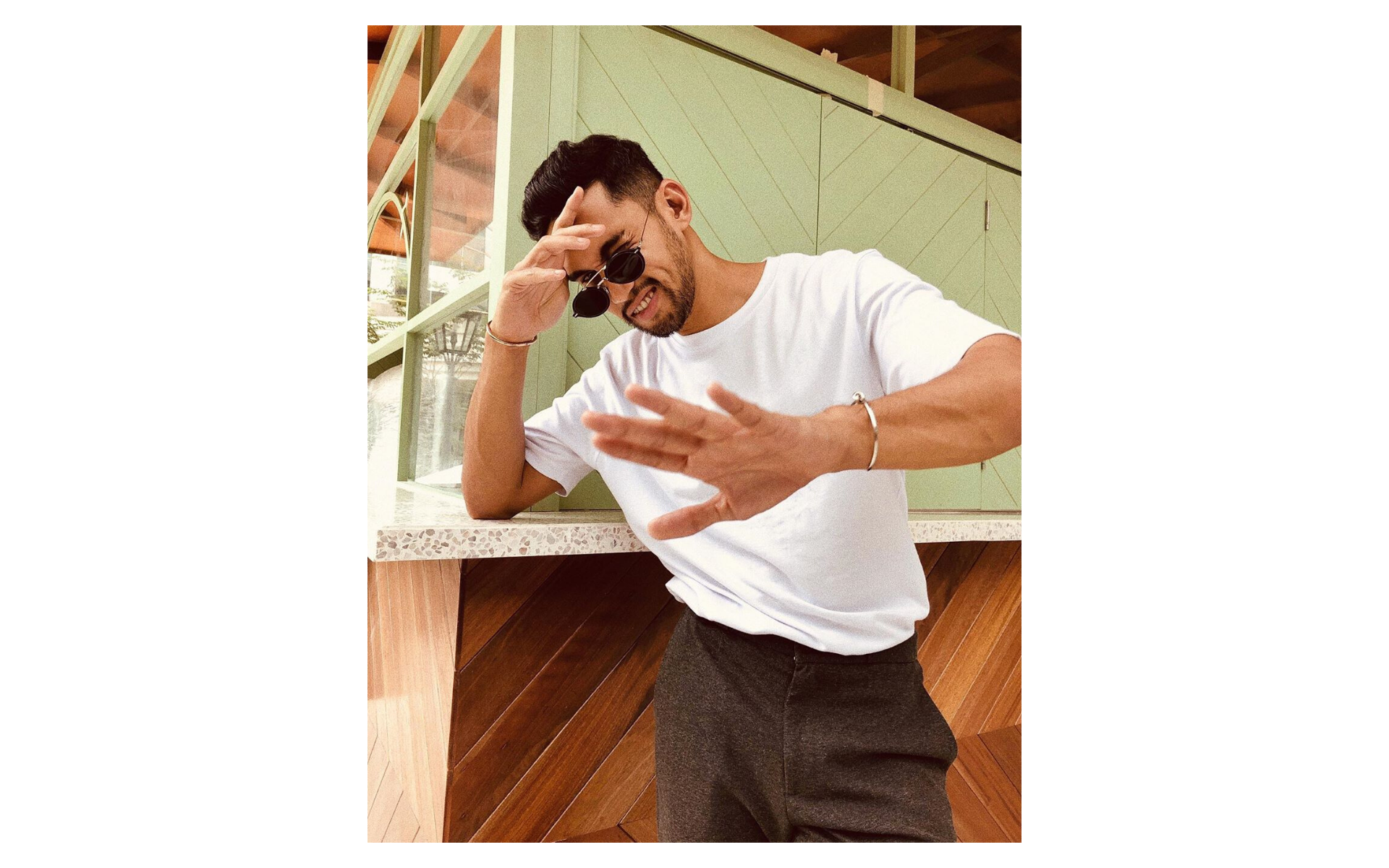 Photo: @theidriskhan / Instagram