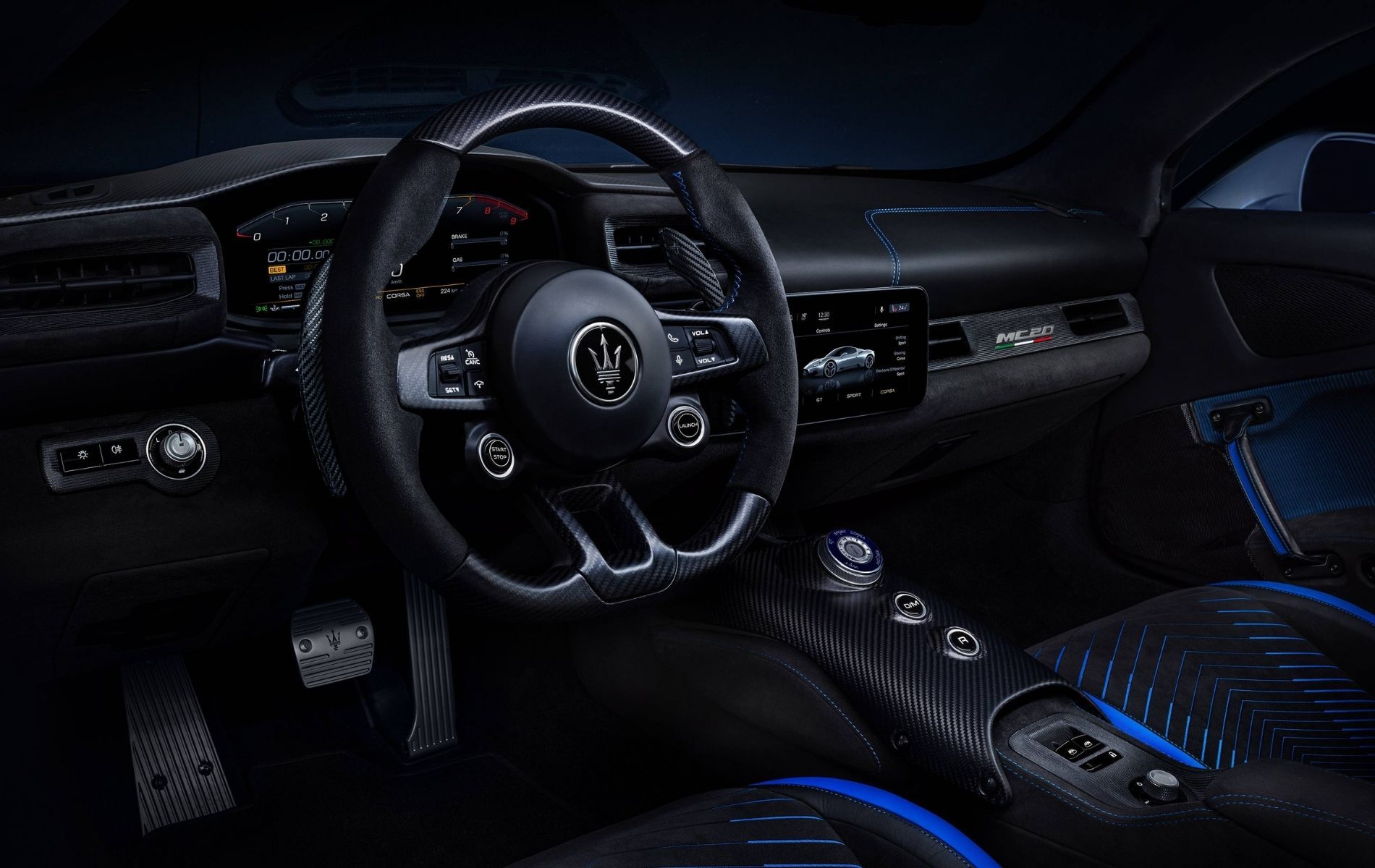 Maserati’s sport steering wheel also has the option to include Alcantara leather inserts (Photo: Courtesy of Maserati)