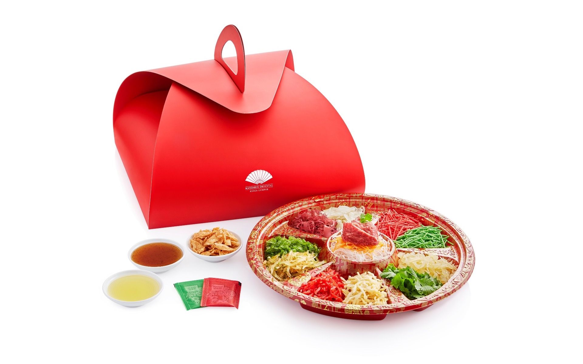 Wagyu Beef Marble Eight Yee Sang (Photo : Mandarin Oriental Kuala Lumpur)