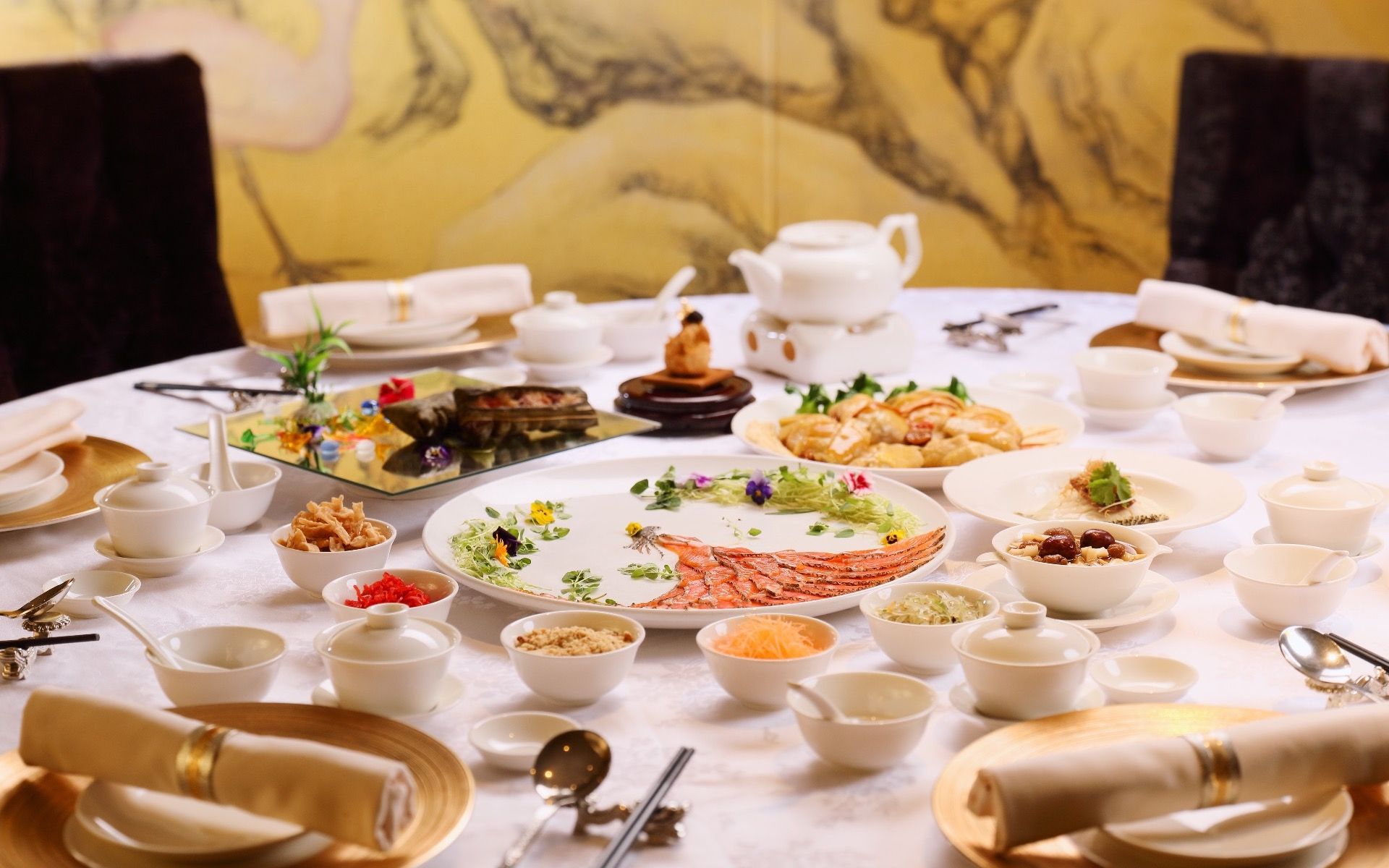 Shanghainese Yee Sang (Photo: JW Marriot Kuala Lumpur)