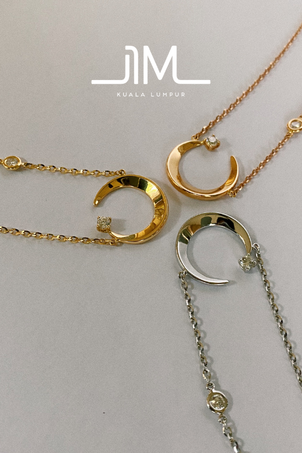 Classic Luna necklaces