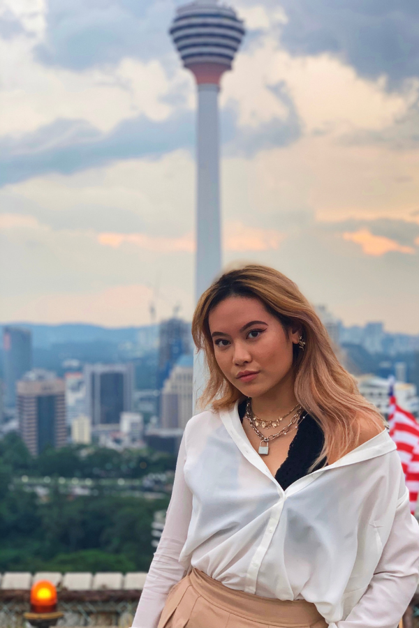 Amira Kamaluddin is currently a dance teacher at Resonate Dance Company and a student at NYU Tisch School of the Arts.