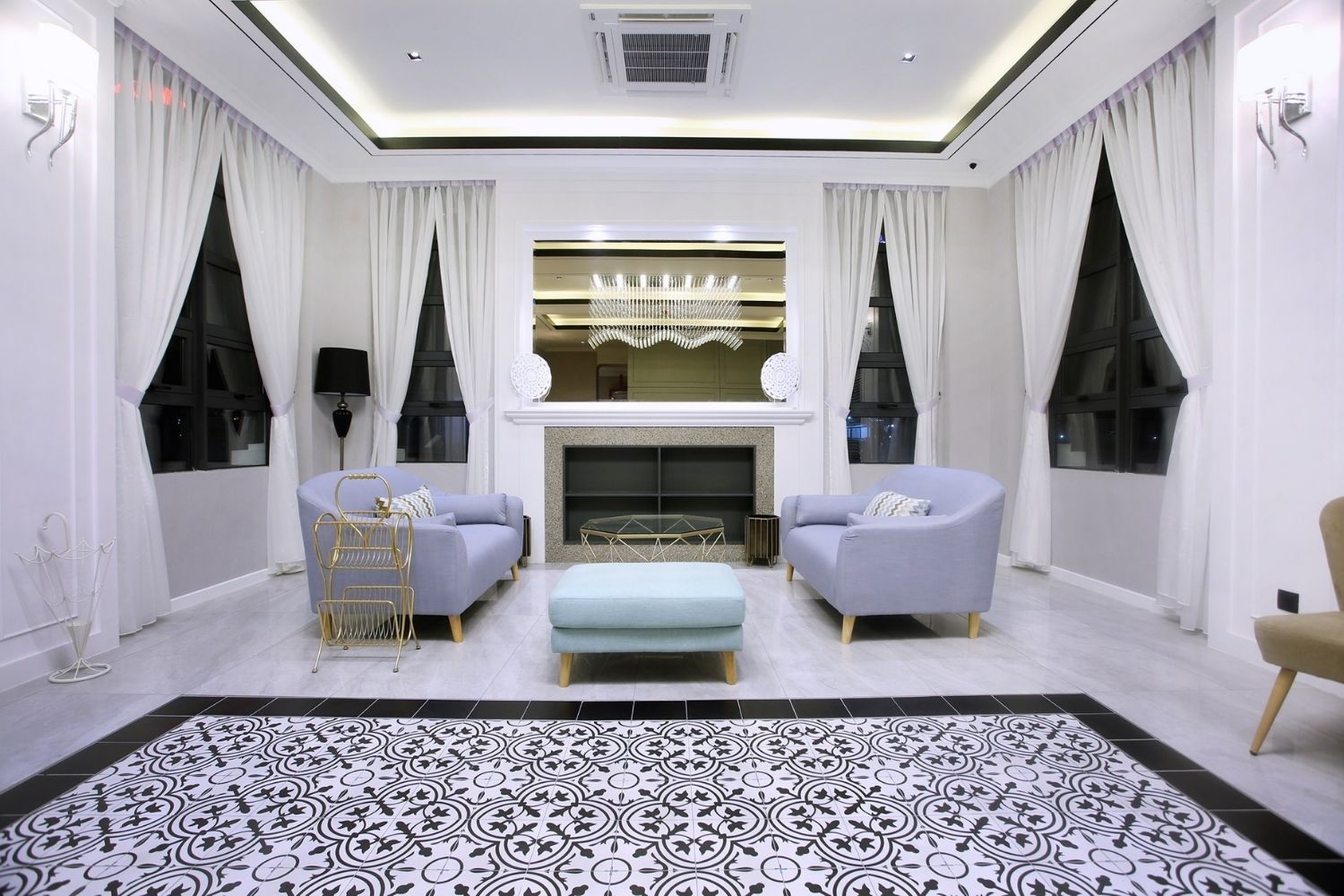 Photo: Stanton Hotel